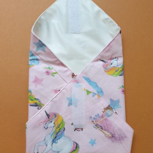 Újraszalvéta, SZIVÁRVÁNYOS UNIKORNIS