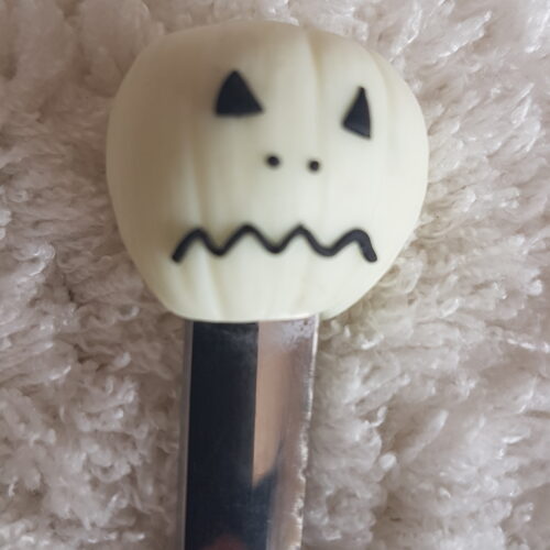 Halloweenes Latte-s kanál (Világít a sötétben!)