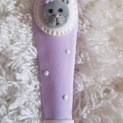 Kiskanál (lila cicás)