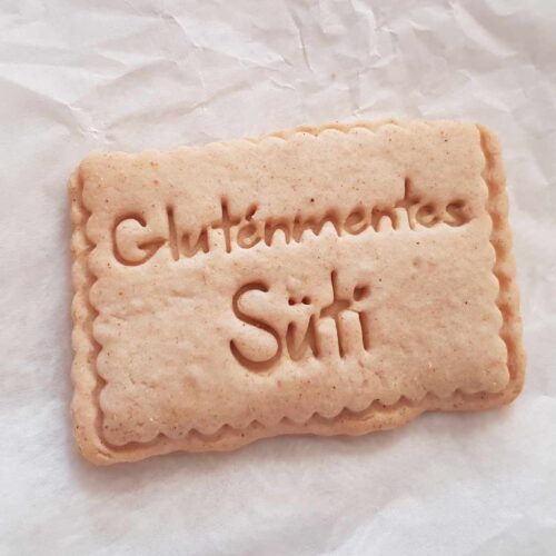 GLUTÉNMENTES SÜTI 2. Sütiszaggató és pecsét