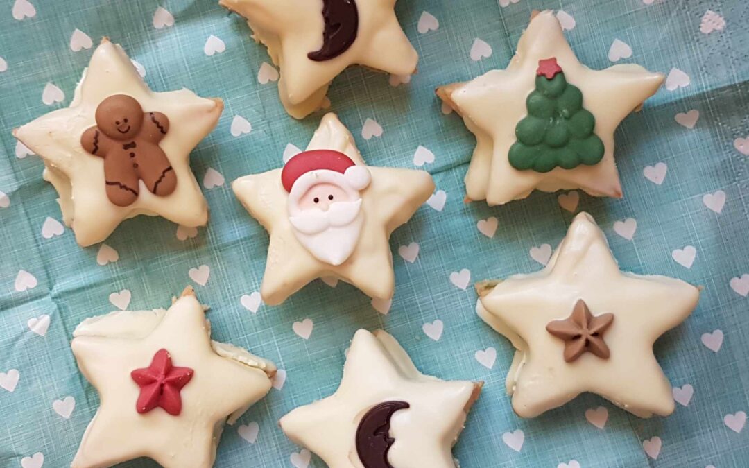 Pisztáciakrémes-fehércsokis csillagok