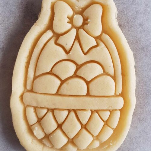 KISKOSÁR TOJÁSOKKAL sütiszaggató és pecsét