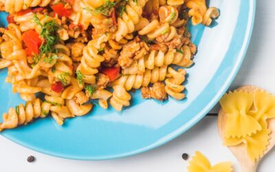 Cukkinis-lecsós fusili